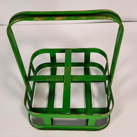 4 piece set of glass Milk bottles with carrying metal rack with handle - Picture 8 of 16